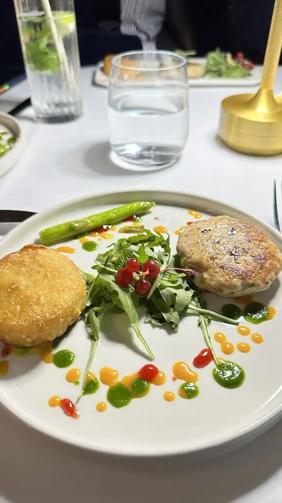 Rohima Gani_Radhuni Lounge Restaurant | Indian Restaurant in Princes Risborough_Chinnor_review