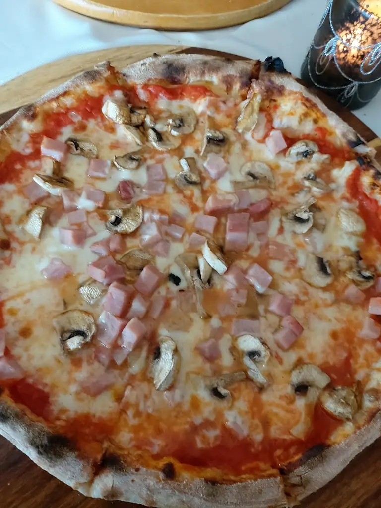 Menu_Raffaello's Guidepost_Choppington_image_6