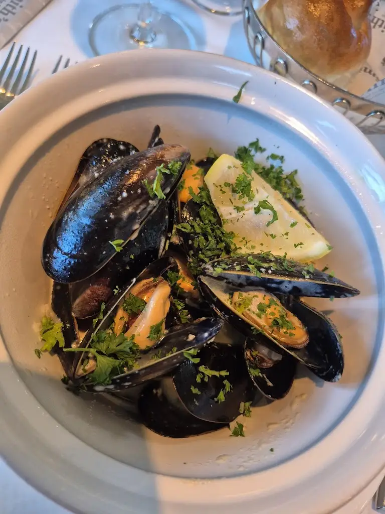 Rebecca West_Smith's of Ongar_Chipping Ongar_reseña