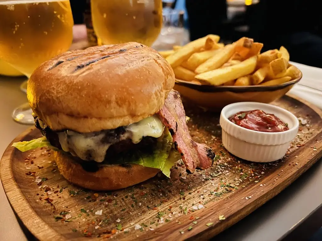 Menu_Porterhouse Wine Bar + Kitchen_Chipping Ongar_imagen_9