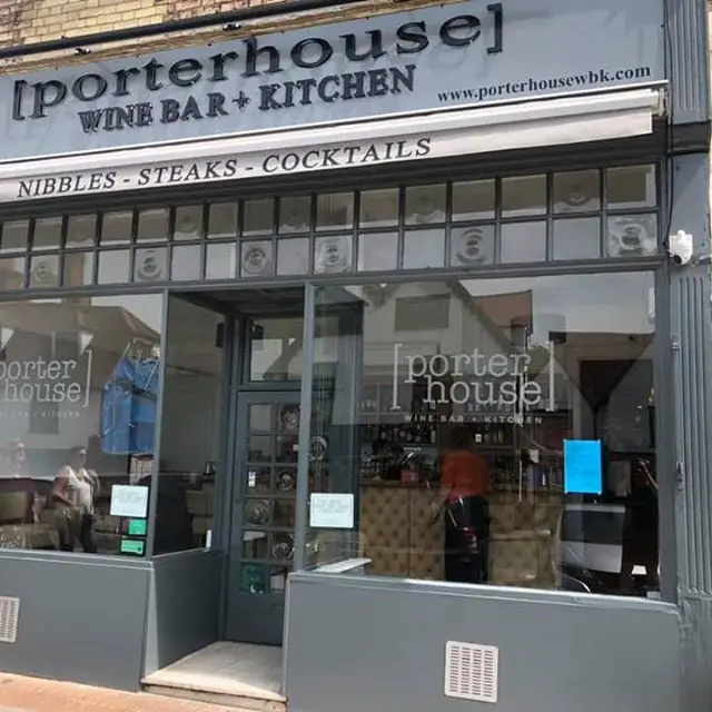 Porterhouse Wine Bar + Kitchen_Chipping Ongar_slider_image_1