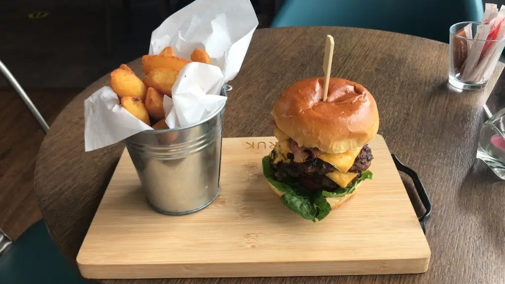 Menu_Fratelli Bites & Coffee_Chipping Ongar_image_2