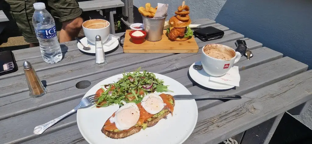 Menu_Fratelli Bites & Coffee_Chipping Ongar_image_5