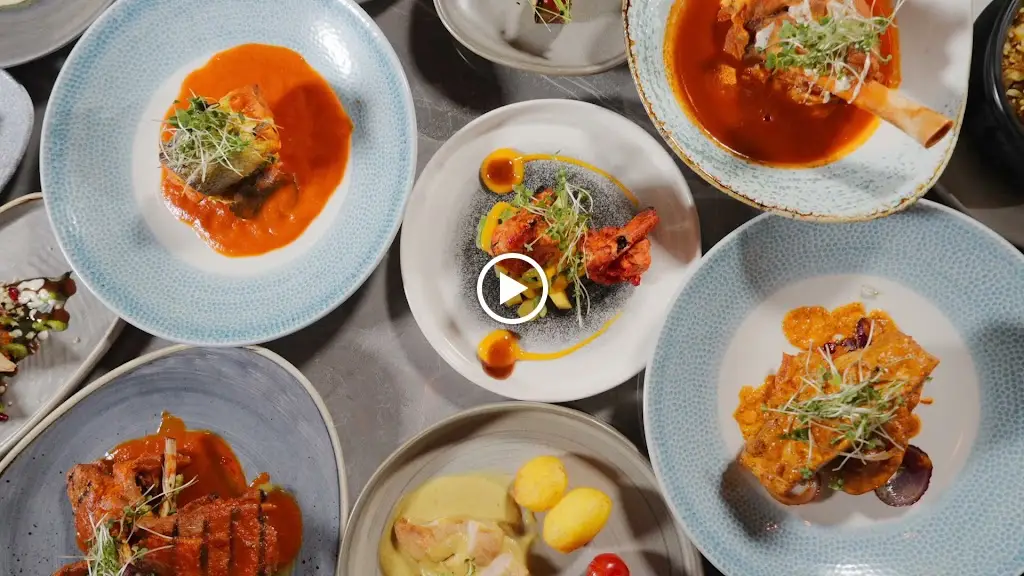 Tanishq Restaurant & Bar_Chipping Ongar_slider_image_2