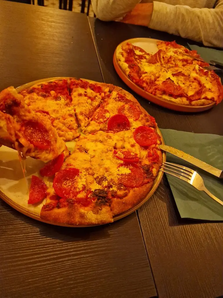 Victor Diaz_The Bar_Chipping Ongar_recensione