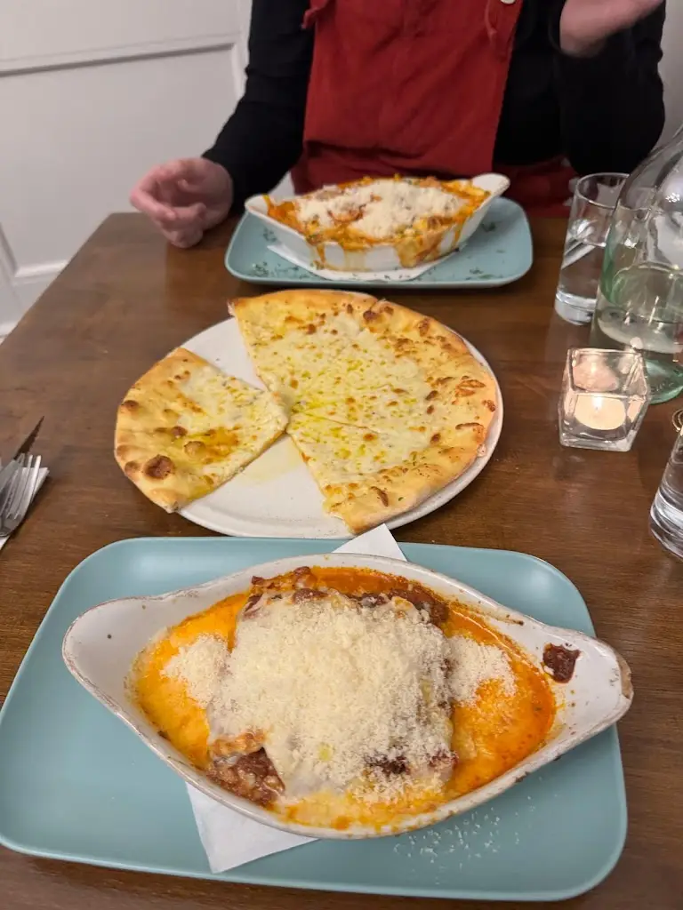 Samantha Rose_Amici Restaurant_Chippenham_review