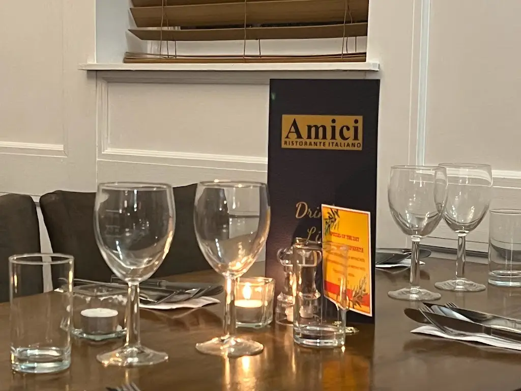 Amici Restaurant_Chippenham_slider_image_3