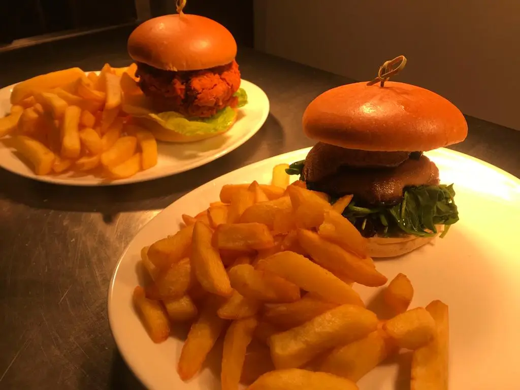 Ye Olde Earl Grey Inn_Annfield Plain_slider_image_2