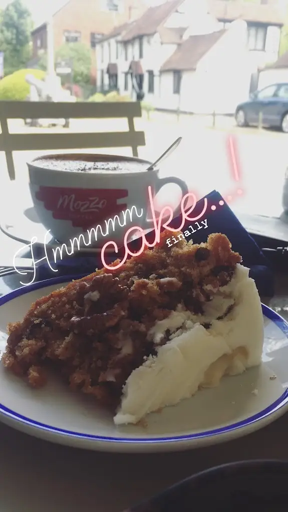 Menu_Basil & Blue Courtyard_Chobham_immagine_8