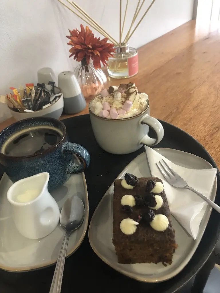 Menu_Simply Dine Cafe & Events_Chobham_immagine_9