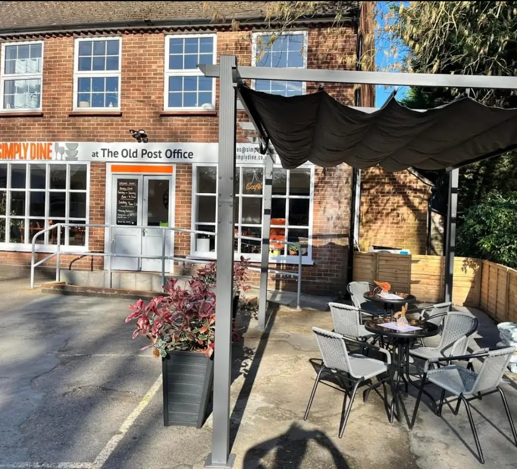 Simply Dine Cafe & Events restaurant in Chobham