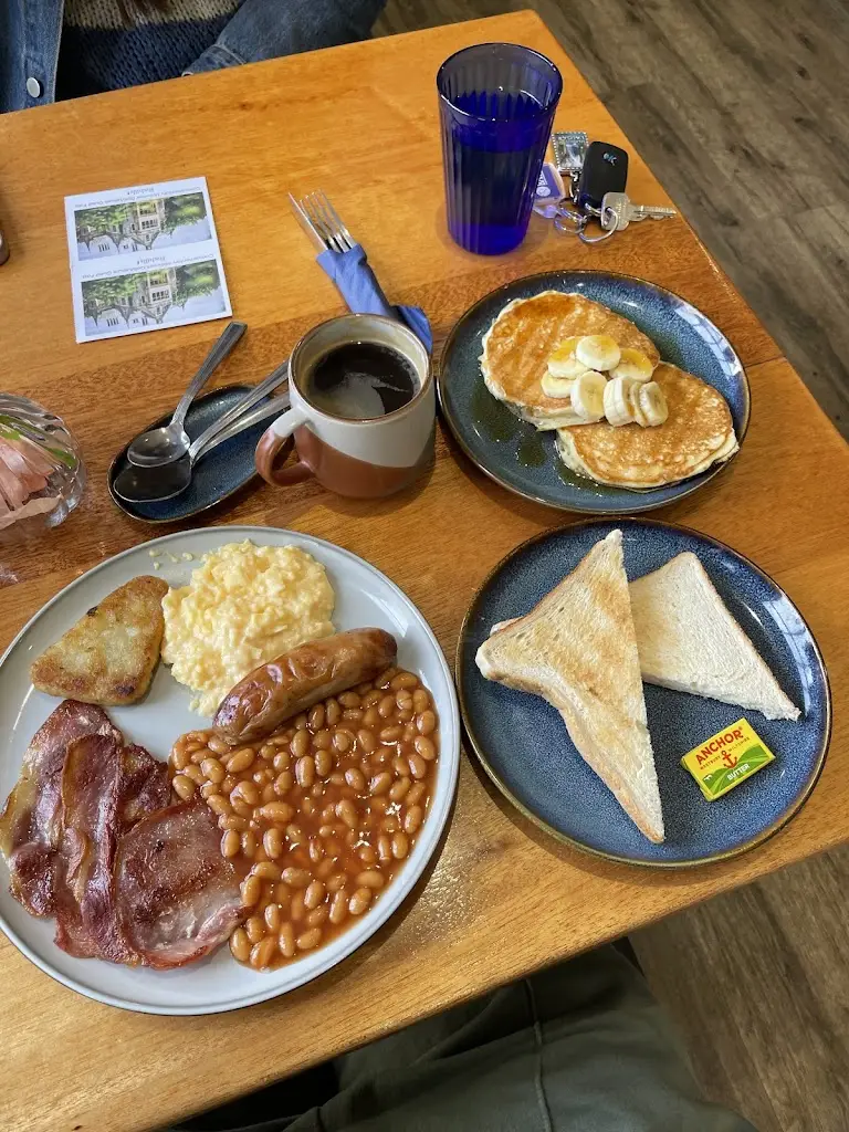 Simply Dine Cafe & Events_Chobham_slider_image_3