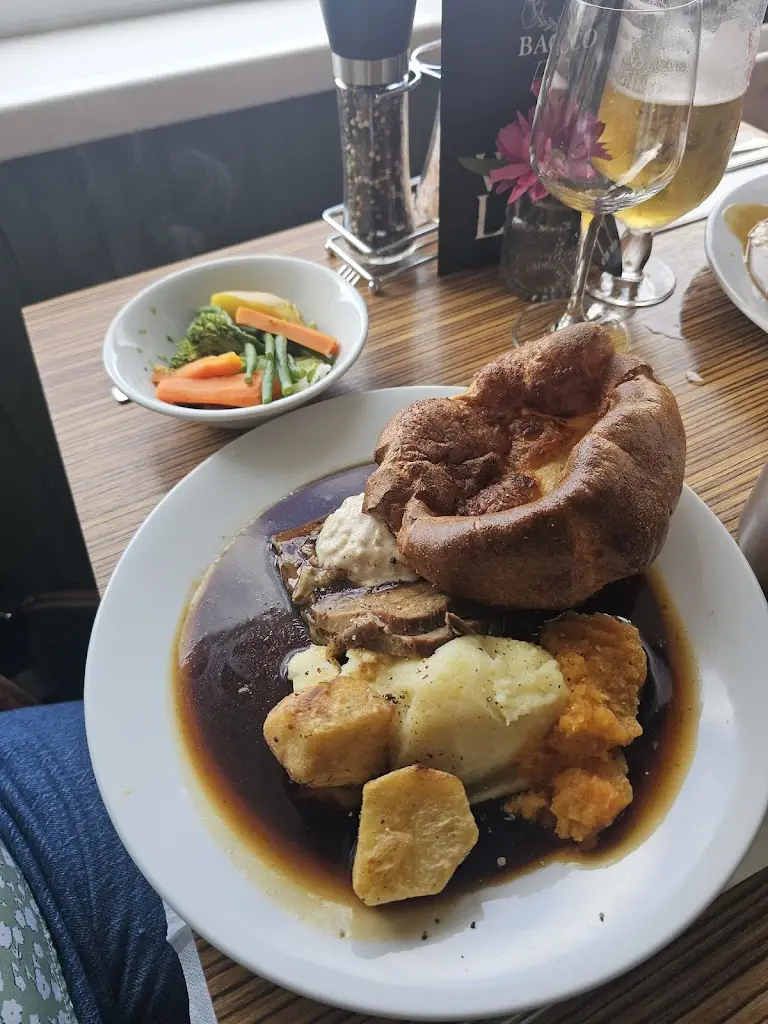 Bacco_Annfield Plain_slider_image_2