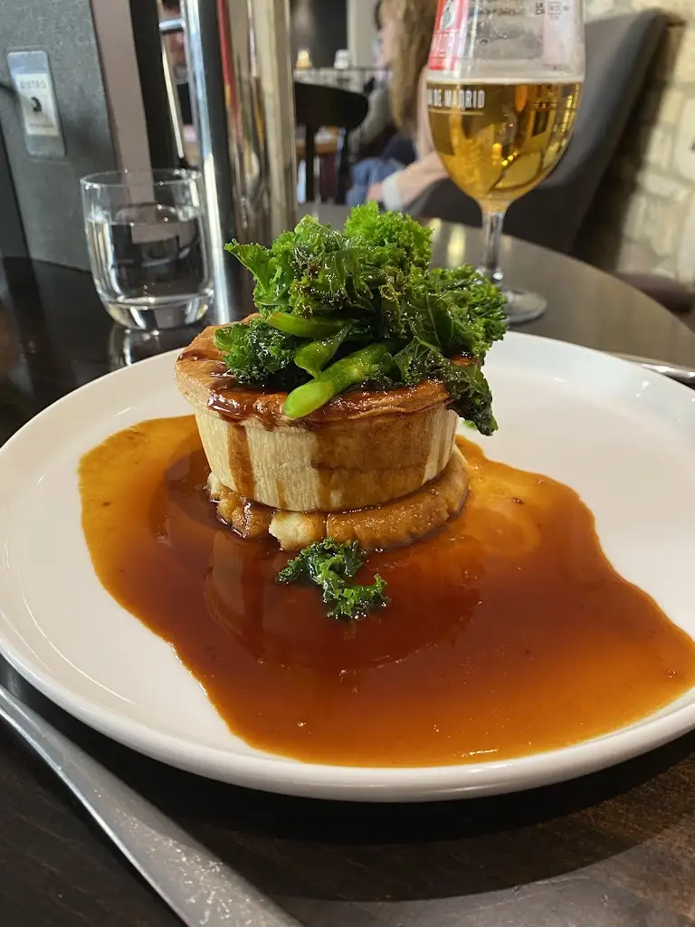 Leah Whitaker_Bistro on the Square, Campden_Chipping Campden_review