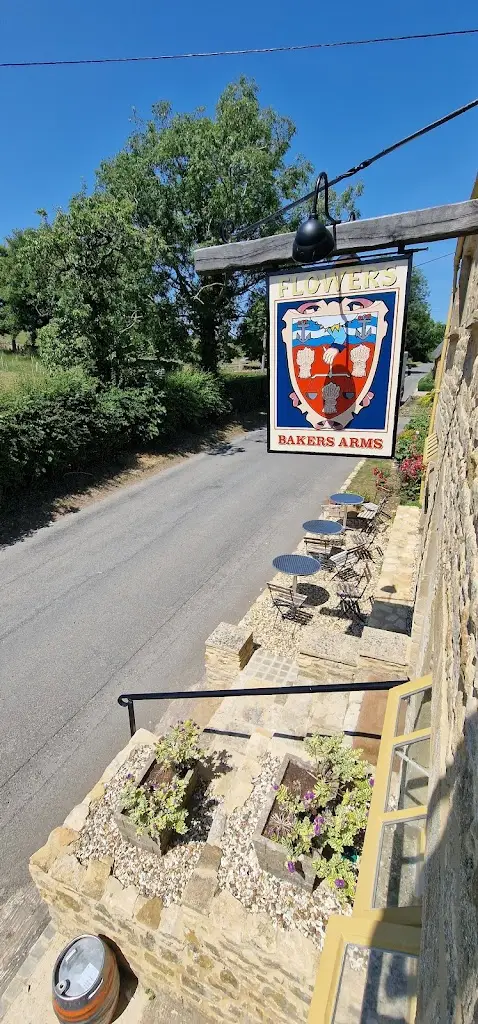 Alex B_The Bakers Arms_Chipping Campden_review