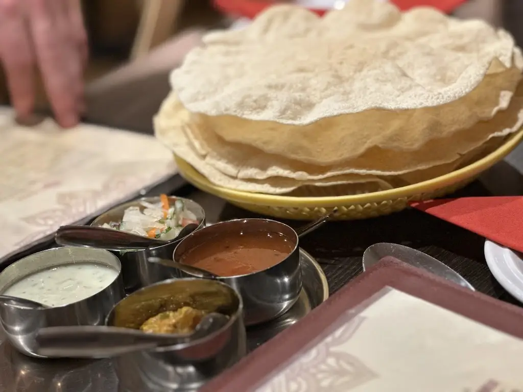 Maharaja Indian Cuisine_Chipping Campden_slider_image_3