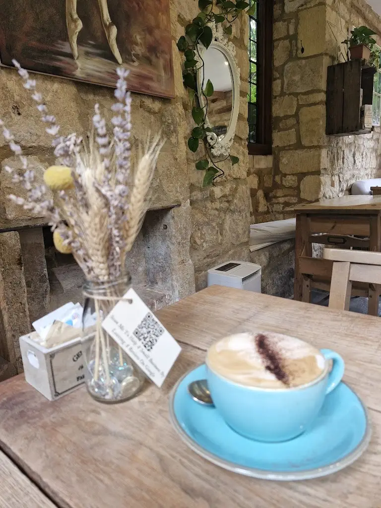 rebeka hadnagy hill_Campden Coffee_Chipping Campden_review