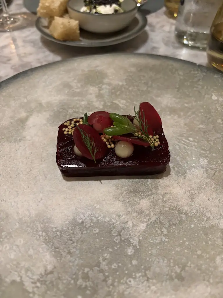 Alberto Sassi_The Back Garden_Chipping Campden_review