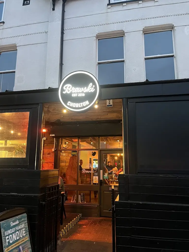 Brewski Bar_Chorlton_slider_image_3