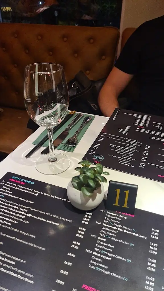 Menu_Water Lily Restaurant & Bar_Chorlton_imagen_3