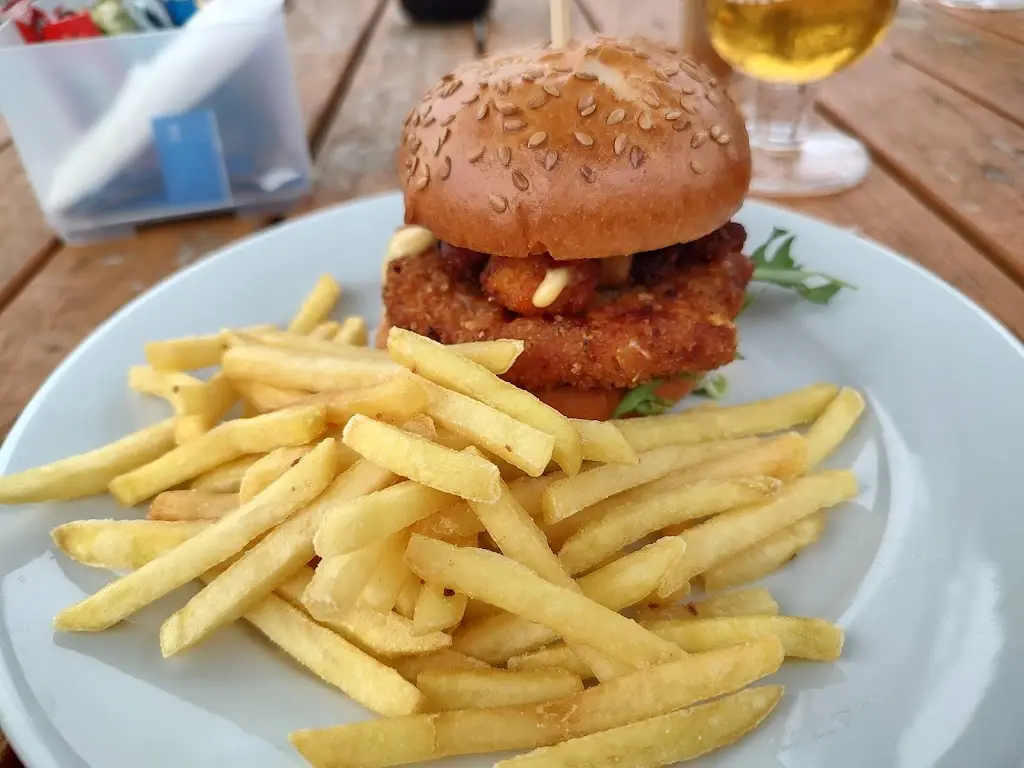 Menu_Admiral Hardy_Chickerell_image_5