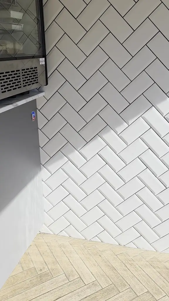 James kelso _Zahut's Burgers_Annfield Plain_review