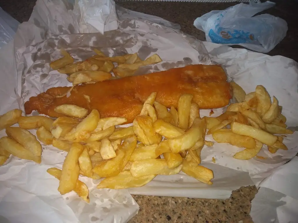 Wendy Fotheringham_The Golden Fry_Annfield Plain_review