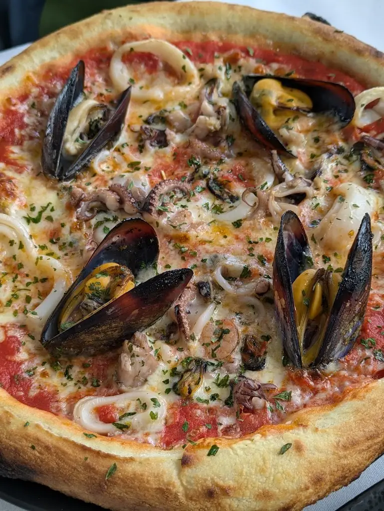 michelle tse_Oliveto_Chickerell_review