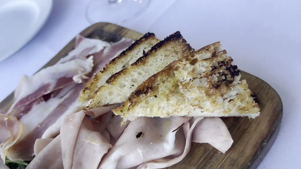 Raul_Oliveto_Chickerell_review