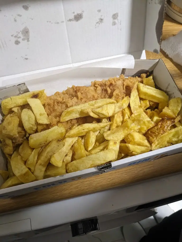 Menu_Daniels Fish and Chips_Chickerell_image_3