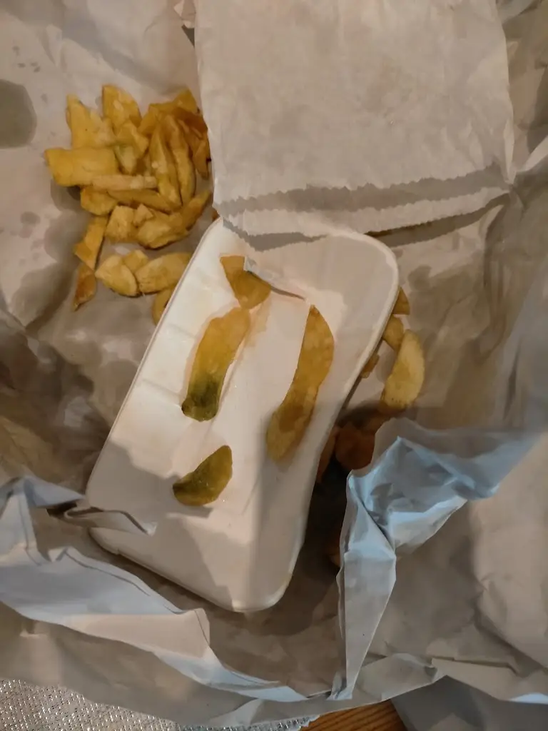 Menu_Daniels Fish and Chips_Chickerell_image_9