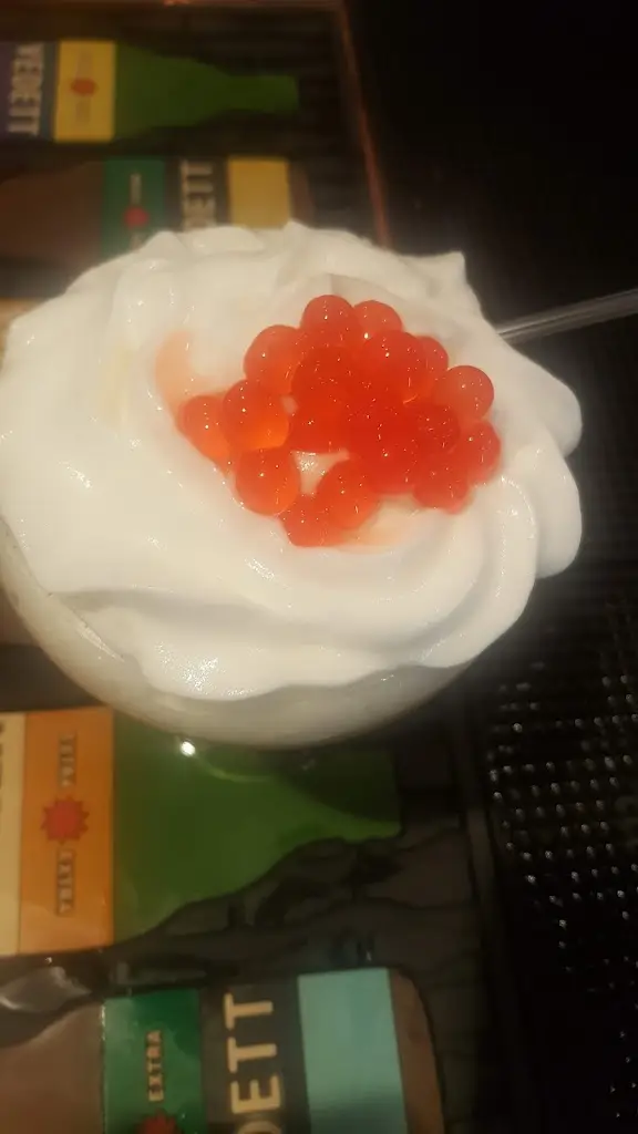 Menu_Einstein's_Chesterfield_image_5