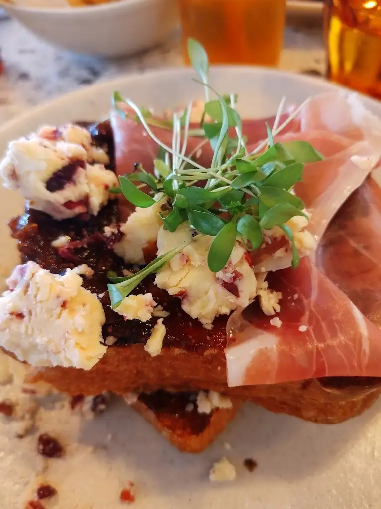 Menu_ninetyfour_Chesterfield_image_8