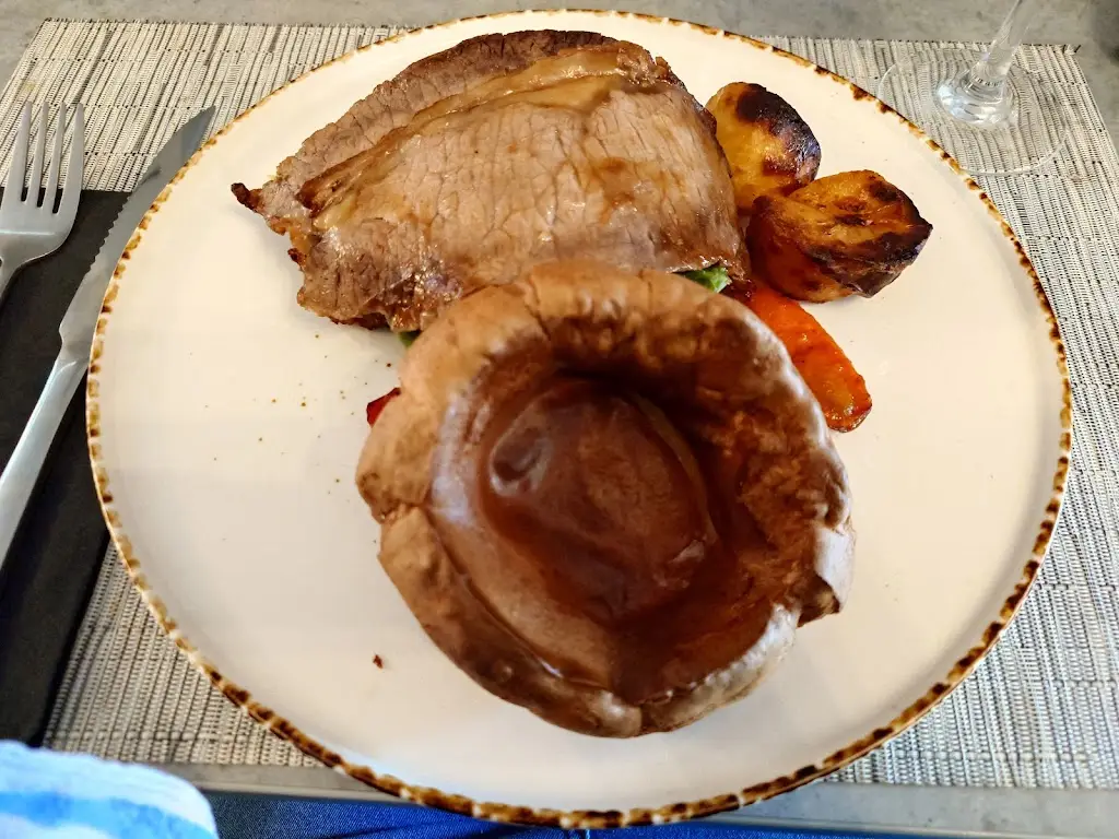 Amanda Gonsalves_The Galleon Restaurant_Chesterfield_review