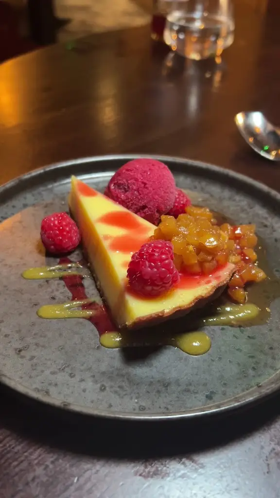 Cocina Restaurant at Casa Hotel_Chesterfield_slider_image_2