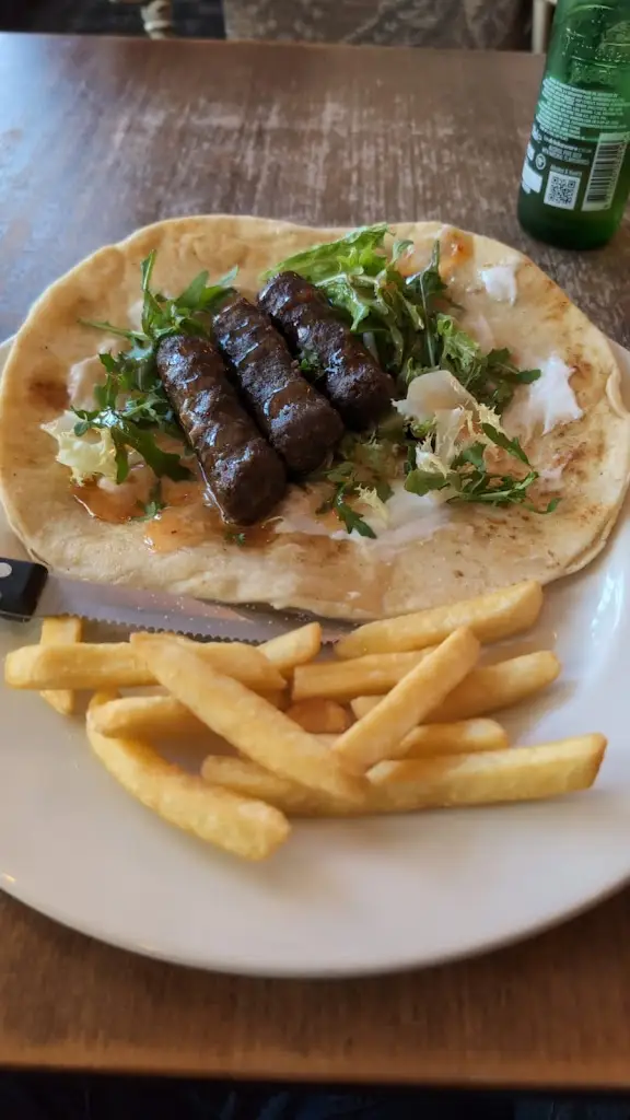 Delian Jones_Donkey Derby_Chesterfield_review