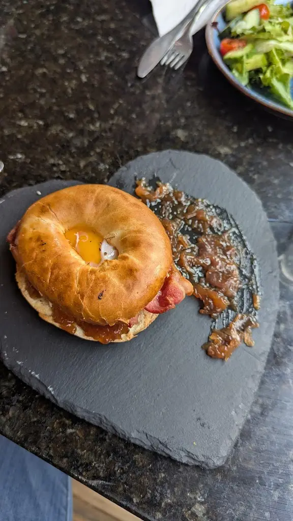 Menu_Qoozies_Chesterfield_image_9