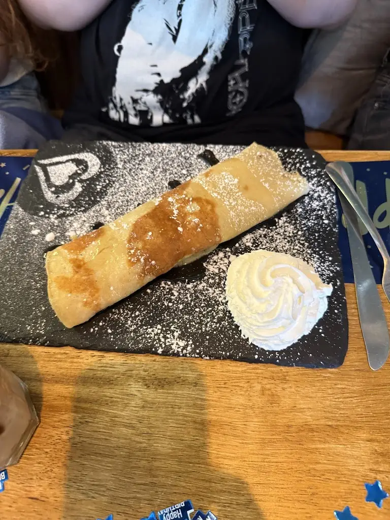 Michael Bradley_Qoozies_Chesterfield_review