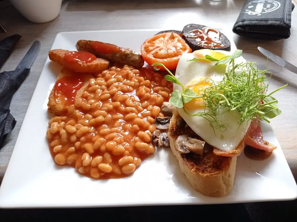 Koo Chesterfield_Chesterfield_slider_image_3