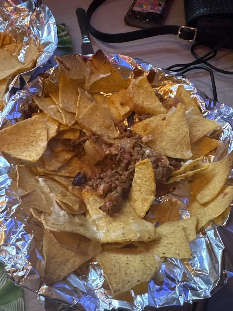 Darwin and Bear_Chesterfield_slider_image_2