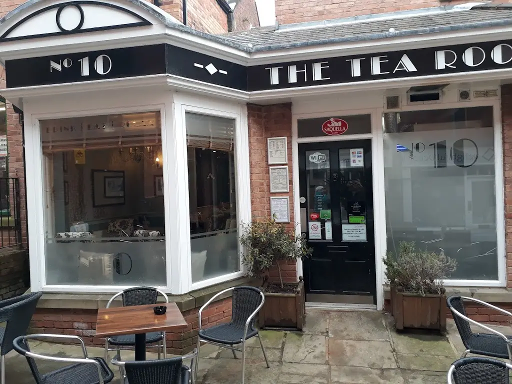 No10 Cafe & Restaurant_Chesterfield_slider_image_1