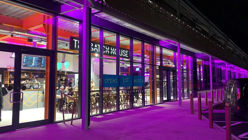 Brill Burger_Chesterfield_slider_image_1