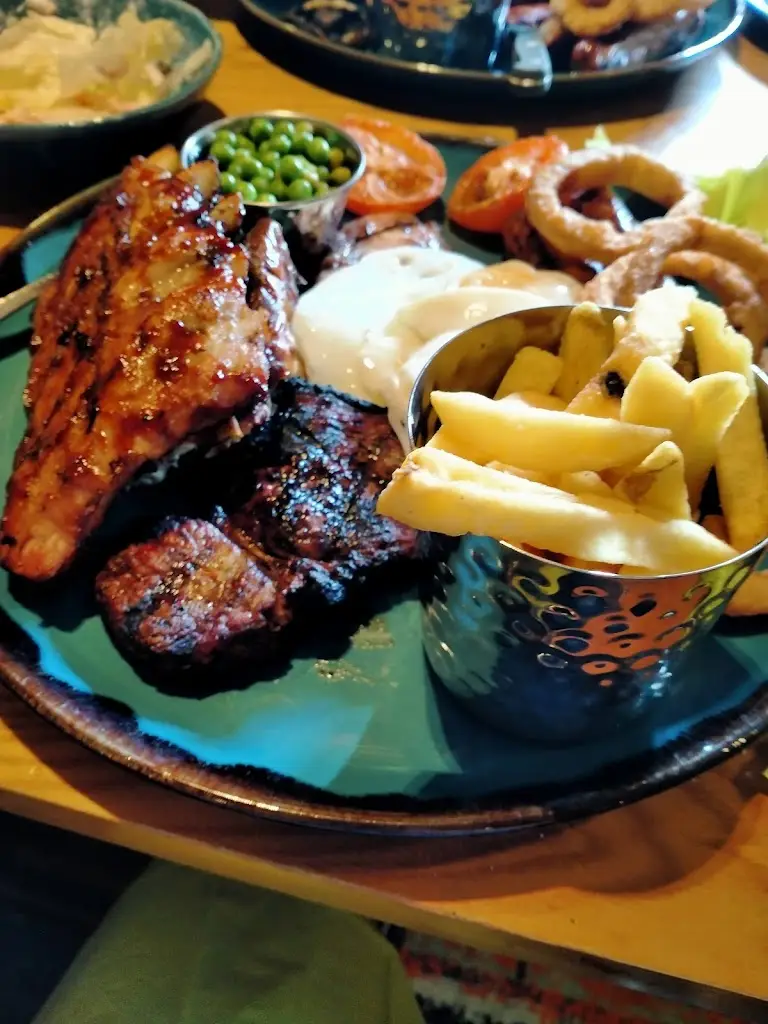 Menu_Alma Park Harvester_Chesterfield_immagine_6