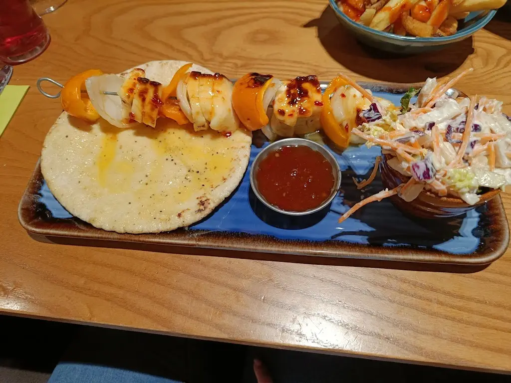 Christian East_Alma Park Harvester_Chesterfield_recensione