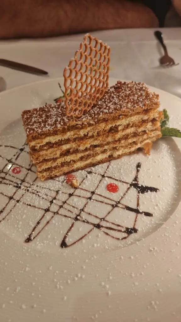 George Papadopoulos_Ole Kyiv _Chislehurst_review