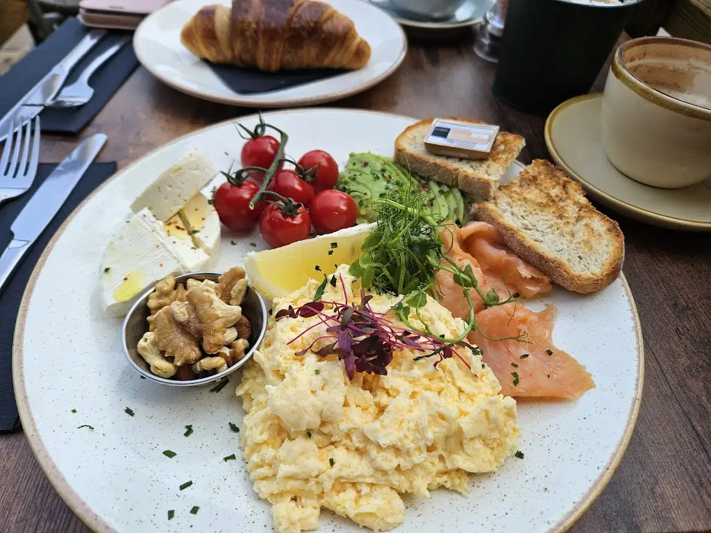 Linda Walls_Nene Cafe & Bistro_Chislehurst_review