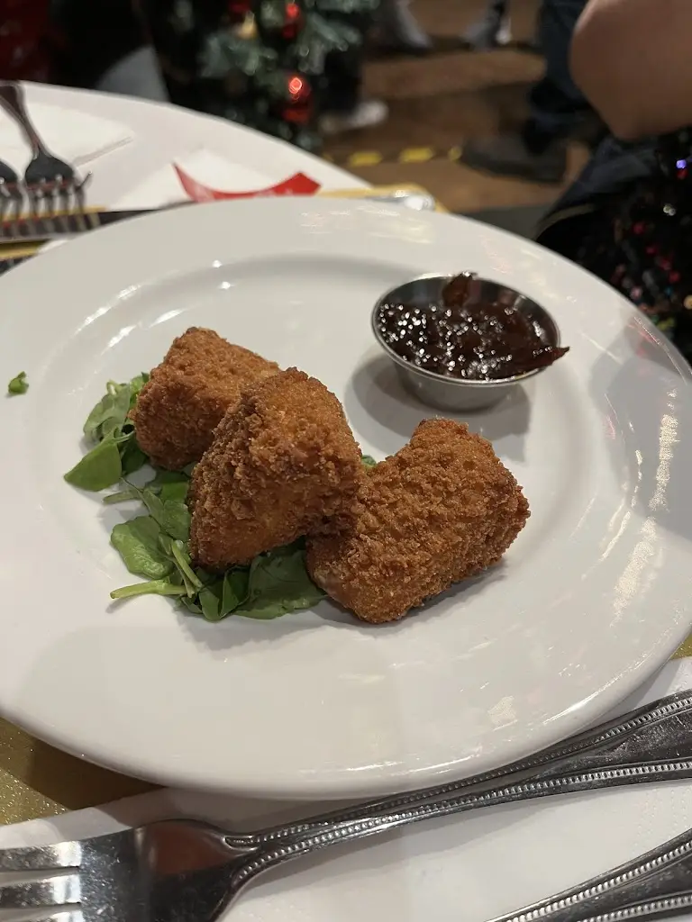 hayley preston_The Queen's Head_Chislehurst_review