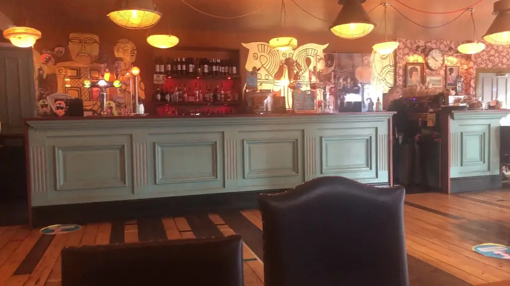 Benito Lounge_Chorlton cum Hardy_slider_image_2