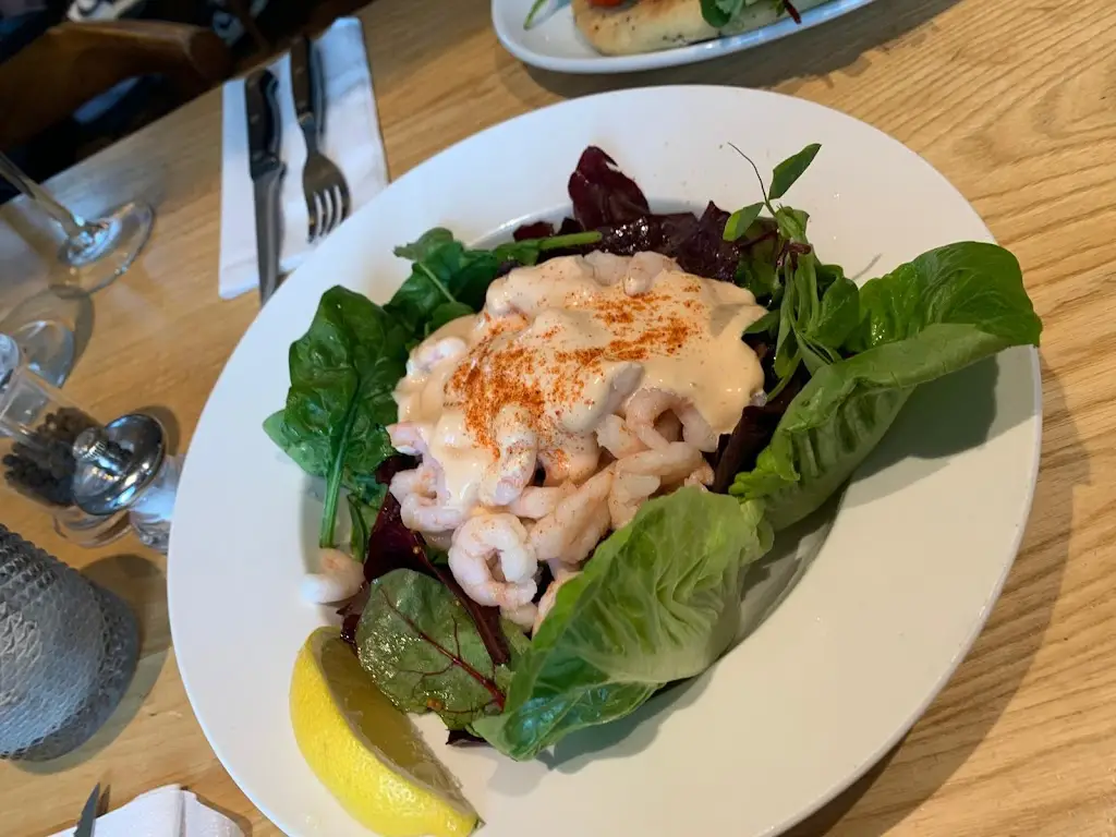 The White Horse_Church Fenton_slider_image_2