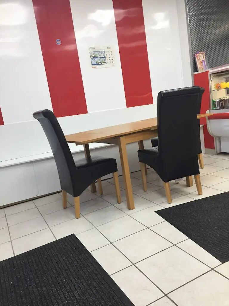 Appachi Pizza_Annfield Plain_slider_image_2